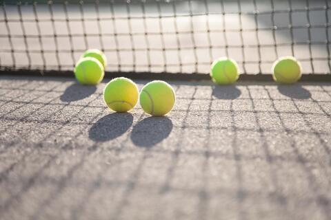 Tennisboll lekar Klubbensport.se